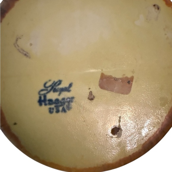 Vintage Royal Haeger USA Pottery Vase – Golden Yellow – 12” Tall - Picture 8 of 10